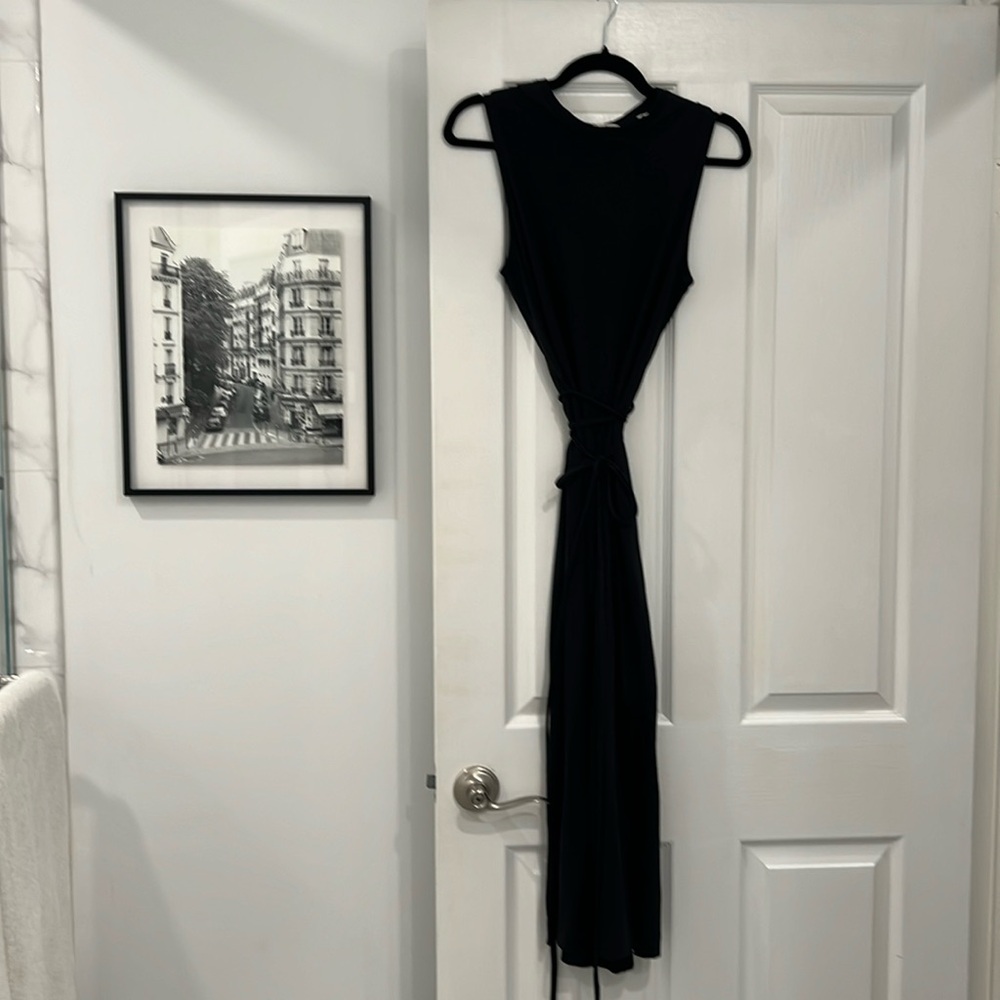 Vince cotton midi dress with side slits!